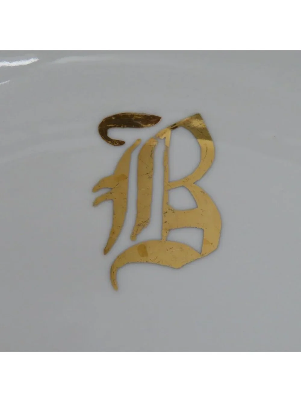Hutschenreuther Selb Bavaria 10.6in B Gold Monogram Initial Solid White Plate